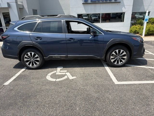 Pre-Owned 2024 Subaru Outback Limited - photo - 0