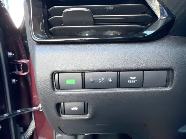 Pre-Owned 2024 Nissan Sentra SV - photo - 8