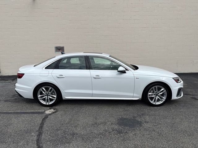 Pre-Owned 2024 Audi A4 45 S line Premium Plus - photo - 0