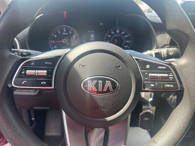 Pre-Owned 2021 Kia Forte LXS - photo - 9