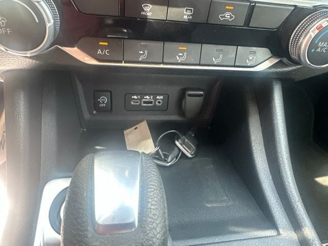 Pre-Owned 2024 Nissan Sentra SV - photo - 11