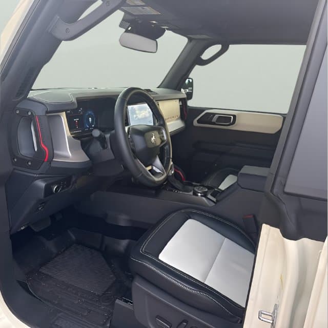 Pre-Owned 2026 Ford Bronco Outer Banks - photo - 14