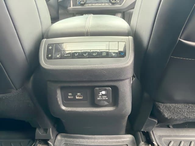 Pre-Owned 2022 Nissan Pathfinder Platinum - photo - 20