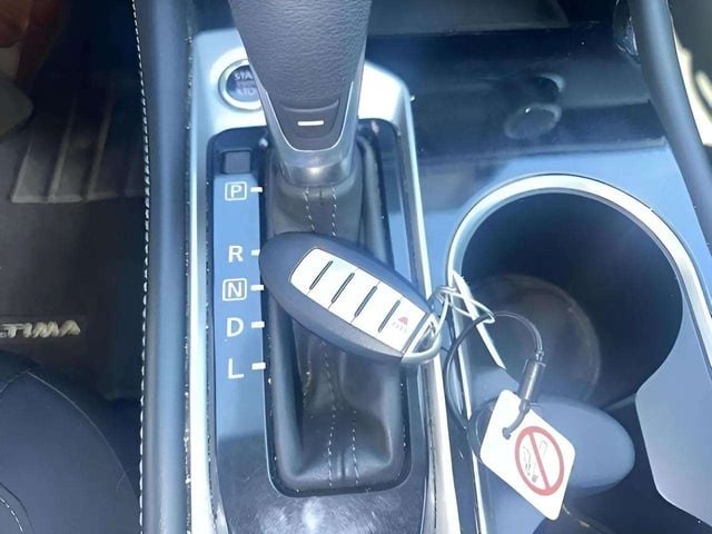 Pre-Owned 2023 Nissan Altima 2.5 SV - photo - 13
