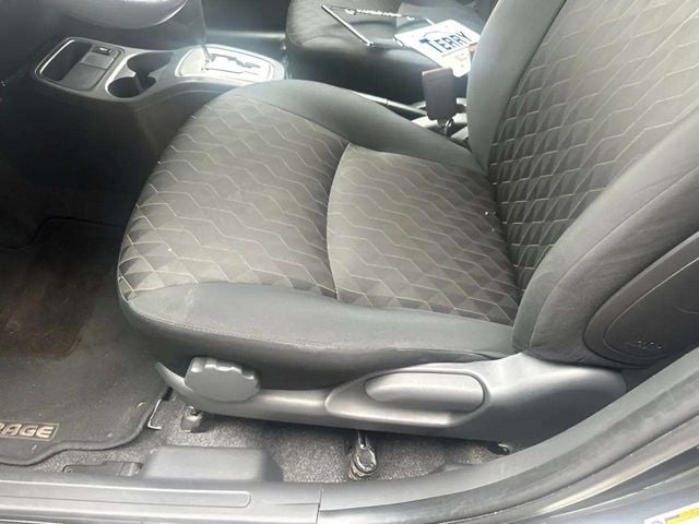 Pre-Owned 2024 Mitsubishi Mirage ES - photo - 6