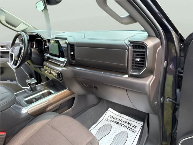 Pre-Owned 2024 Chevrolet Silverado 1500 LT Trail Boss - photo - 28