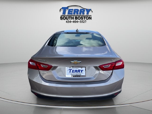 Pre-Owned 2024 Chevrolet Malibu LT - photo - 3