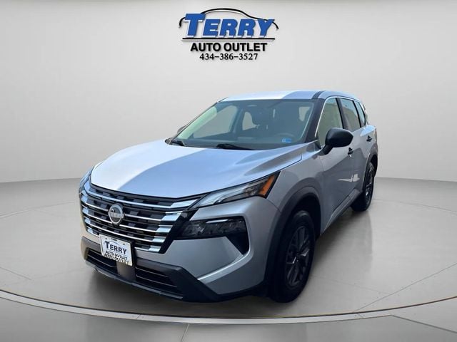 Pre-Owned 2024 Nissan Rogue S - photo - 3
