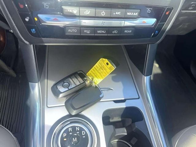 Pre-Owned 2020 Ford Explorer Limited - photo - 15
