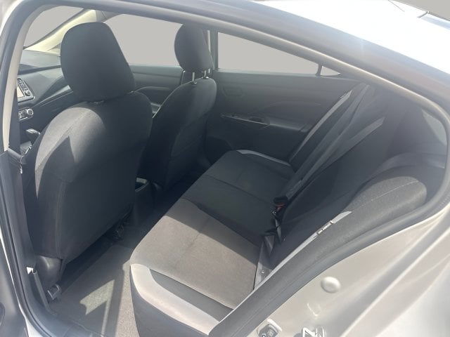 Pre-Owned 2025 Nissan Versa 1.6 S - photo - 11