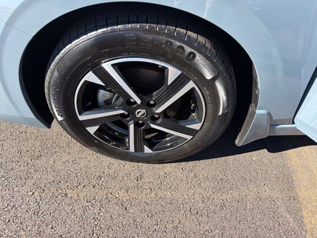 Pre-Owned 2024 Nissan Sentra SV - photo - 31
