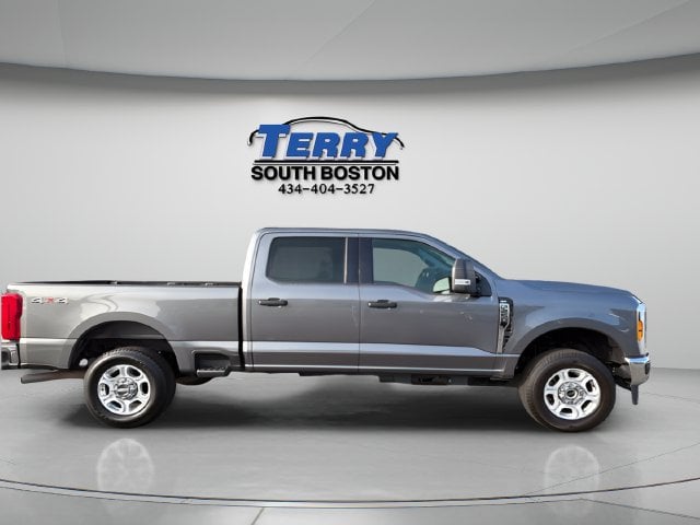 Pre-Owned 2025 Ford F-250SD XLT - photo - 0