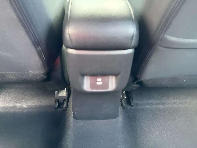Pre-Owned 2023 Nissan Versa 1.6 SV - photo - 9