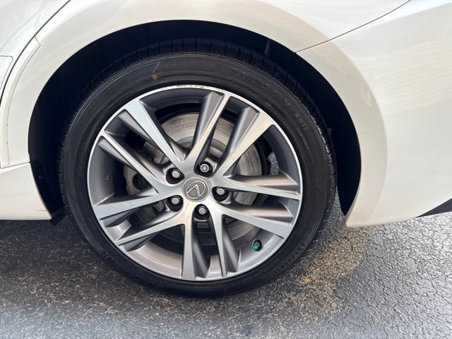Pre-Owned 2020 Lexus IS 300 - photo - 11