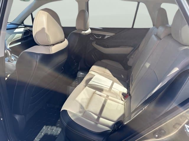 Pre-Owned 2025 Subaru Outback Limited - photo - 4