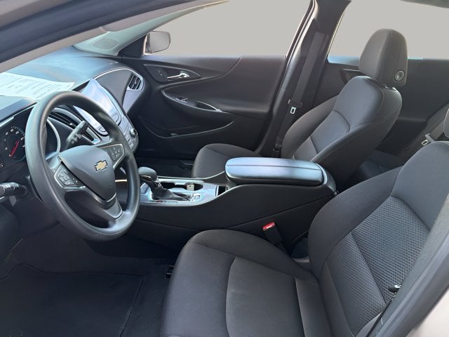 Pre-Owned 2024 Chevrolet Malibu LT - photo - 7