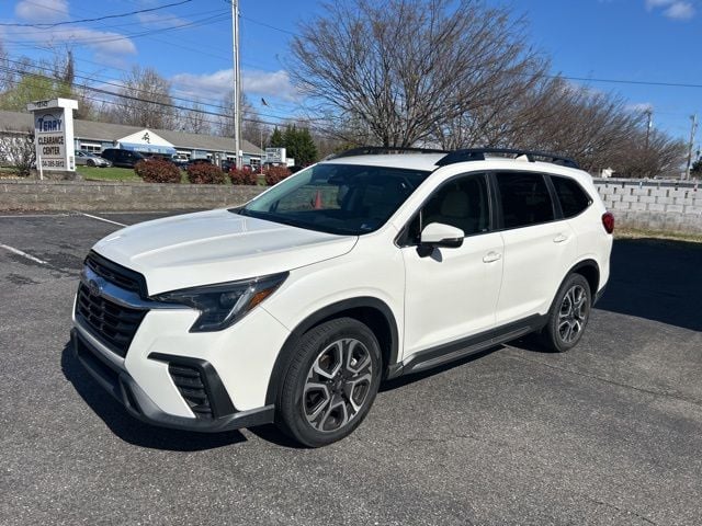 Pre-Owned 2023 Subaru Ascent Limited - photo - 1