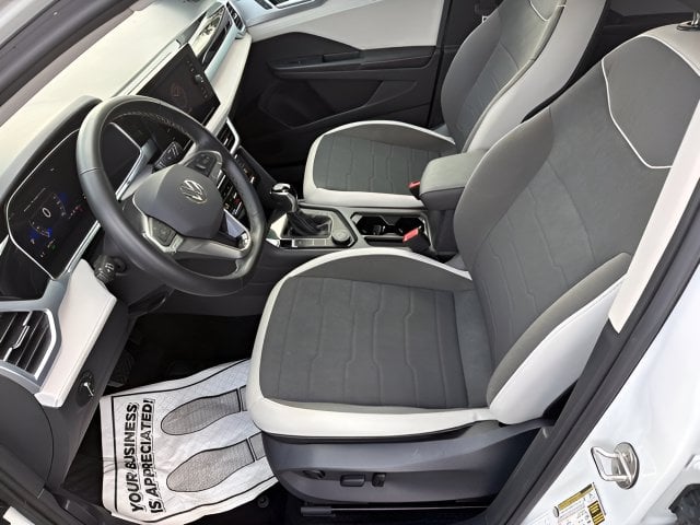 2025 Volkswagen Taos 1.5T SE Photo in Lynchburg VA 24502