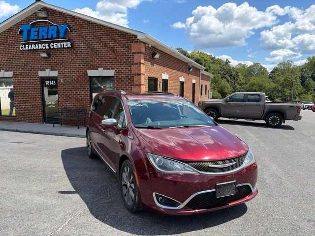 2017 Chrysler Pacifica Limited Photo in Lynchburg VA 24502