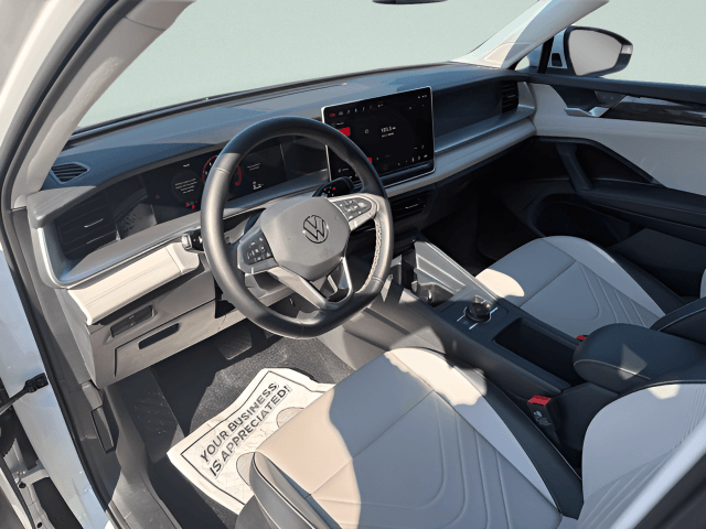 2025 Volkswagen Tiguan 2.0T SE Photo in Lynchburg VA 24502