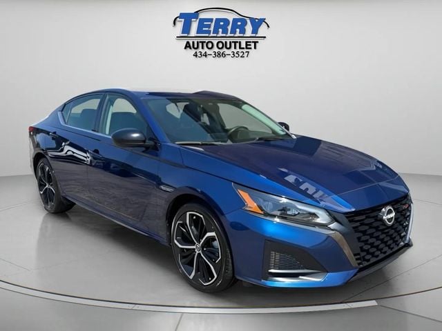 2024 Nissan Altima 2.5 SR Photo in Lynchburg VA 24502