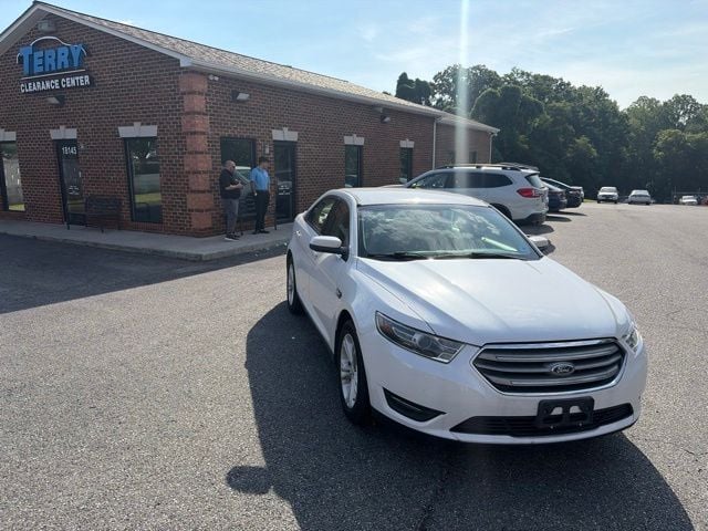 2016 Ford Taurus SEL Photo in Lynchburg VA 24502
