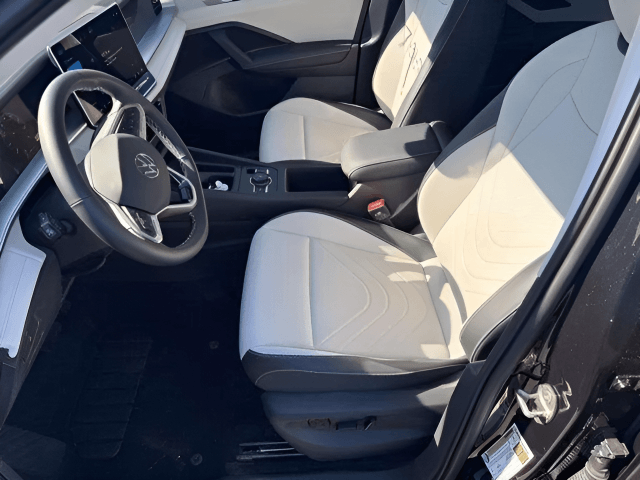 2025 Volkswagen Tiguan 2.0T SE Photo in Lynchburg VA 24502