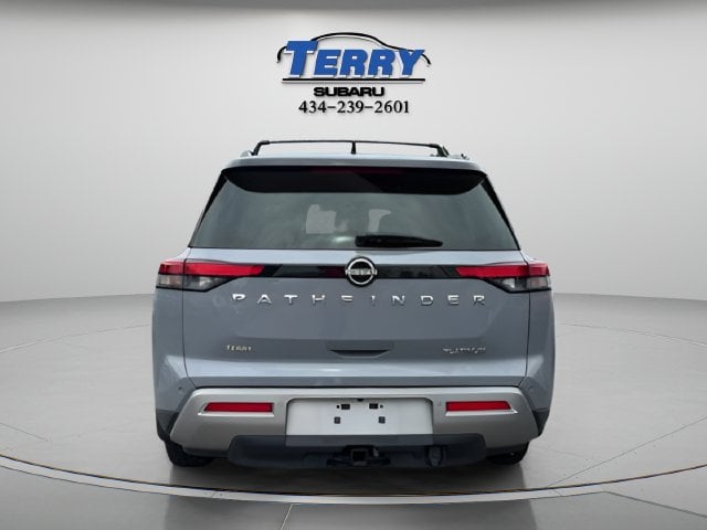 2022 Nissan Pathfinder Platinum Photo in Lynchburg VA 24502