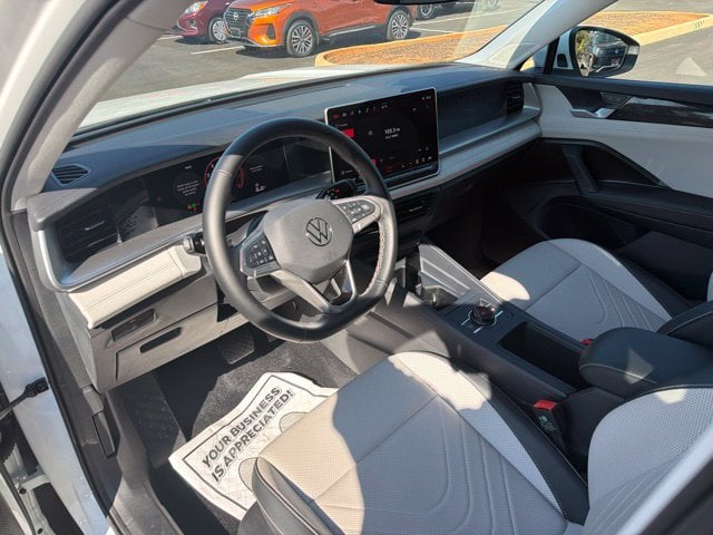 2025 Volkswagen Tiguan 2.0T SE Photo in Lynchburg VA 24502