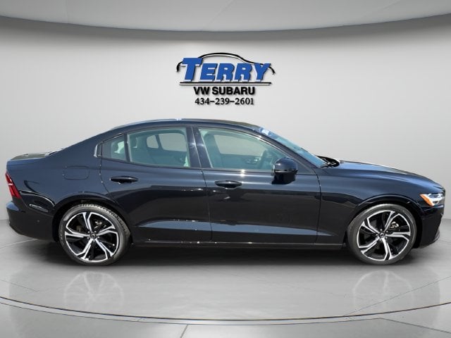 2024 Volvo S60 B5 Plus Dark Theme Photo in Lynchburg VA 24502