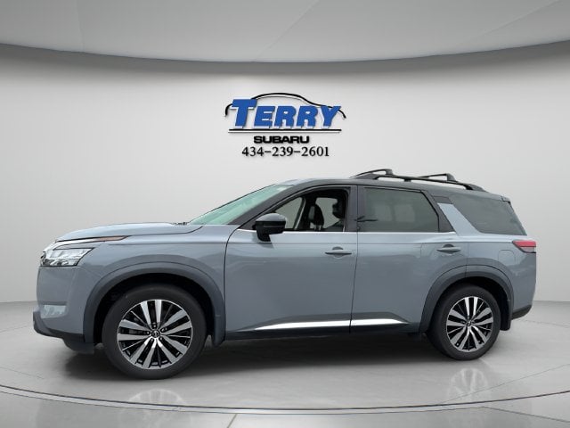 2022 Nissan Pathfinder Platinum Photo in Lynchburg VA 24502