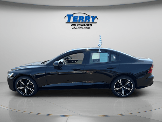 2024 Volvo S60 B5 Plus Dark Theme Photo in Forest VA 24551