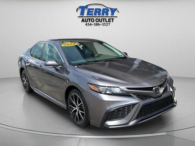 2024 Toyota Camry SE Photo in Lynchburg VA 24502